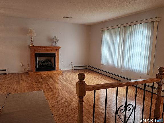 5th image of 54 Sorensen Road