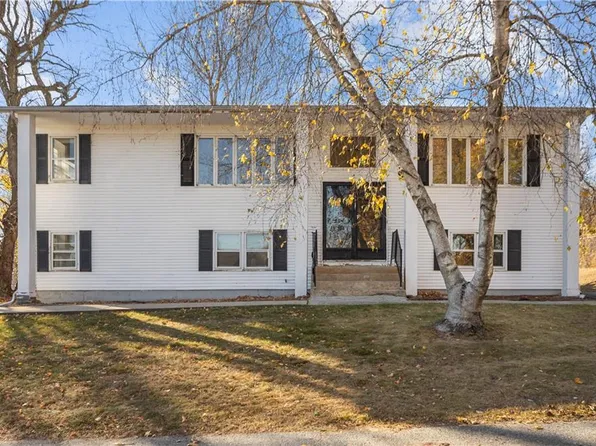 4 Cantone Dr, Johnston, RI 02919