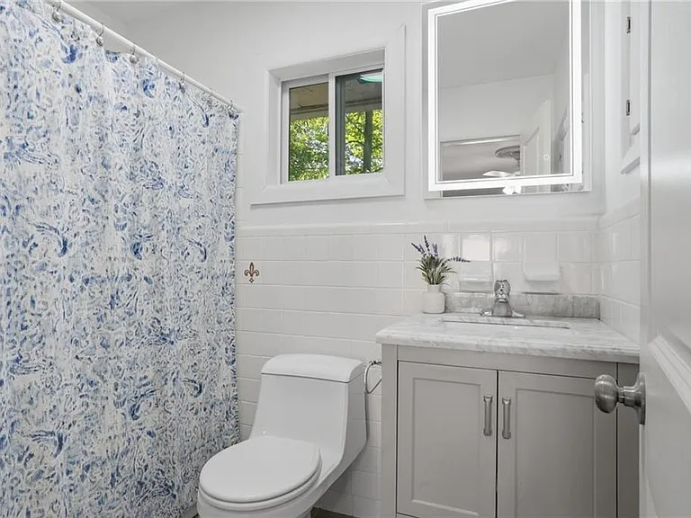 2209 Cherring Ln — Photo 14
