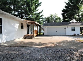 307 N Division St, Pittsburg, IL 62974