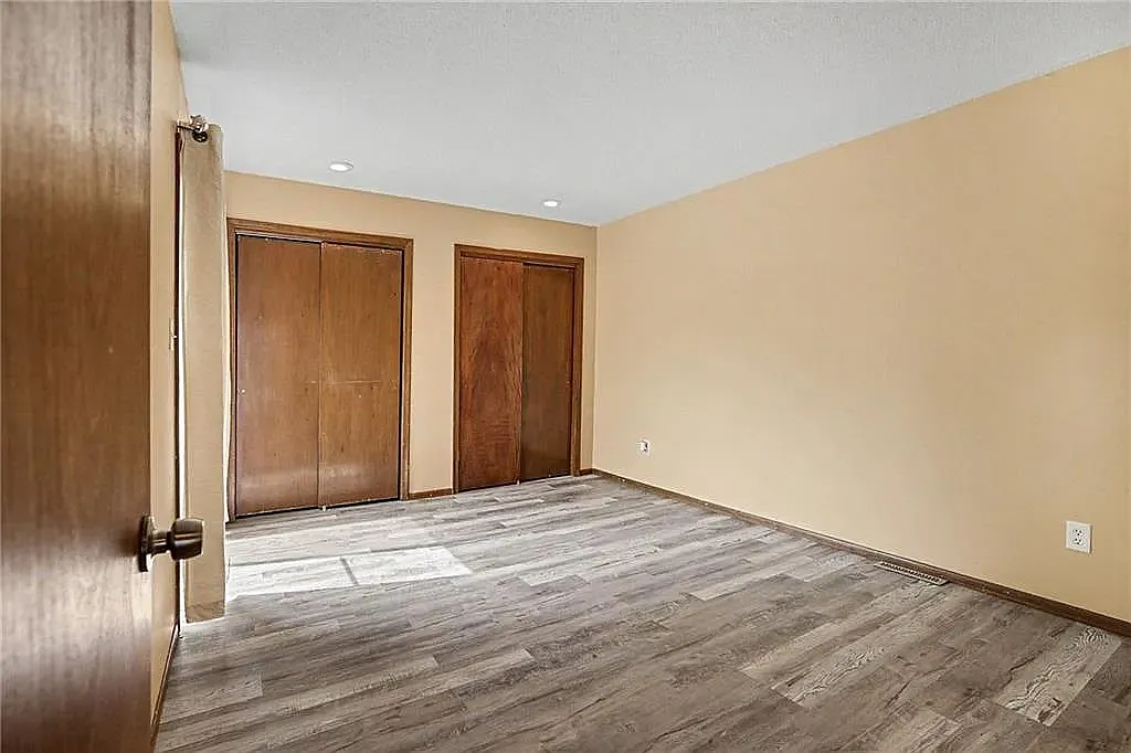 2 bed, 1160 sqft, $1,595 — Photo 3