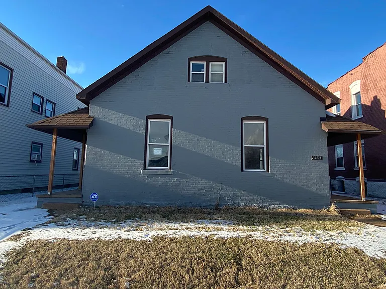 outside view of duplex