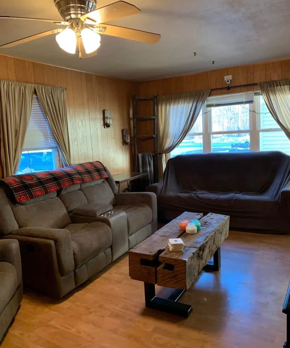 2 bed, 1.5 bath, 1500 sqft, $1,350 — Photo 3