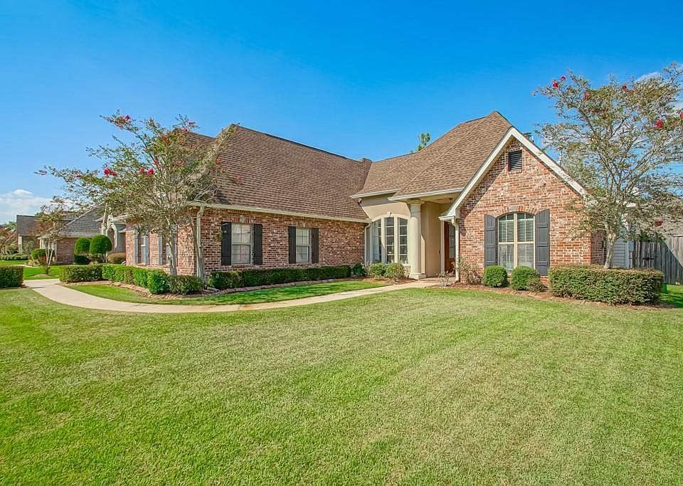 1220 Avenue Du Chateau, Covington, LA 70433 Zillow