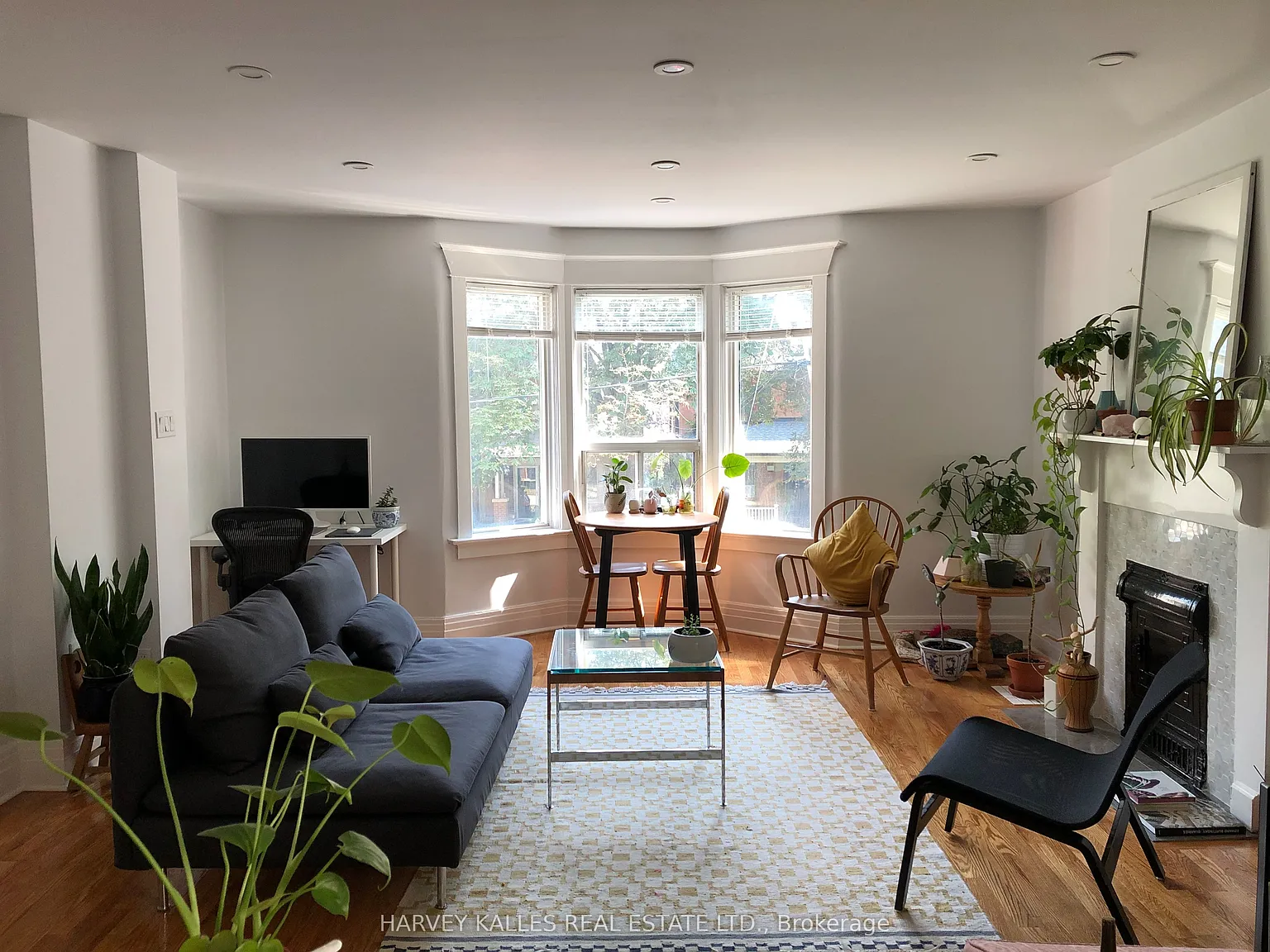 3 bed, $3,400 — Photo 2