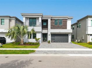 17527 Sparkling River Rd, Boca Raton, FL 33496
