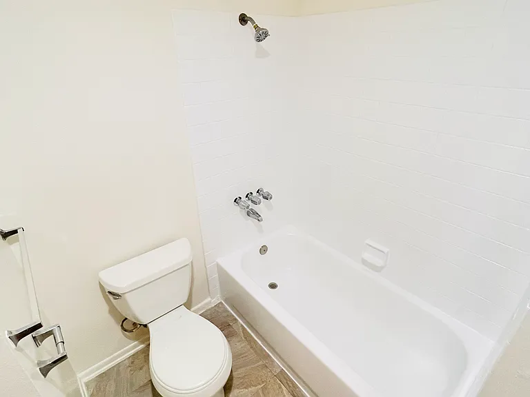 2425 Canada Blvd #106 — Photo 15