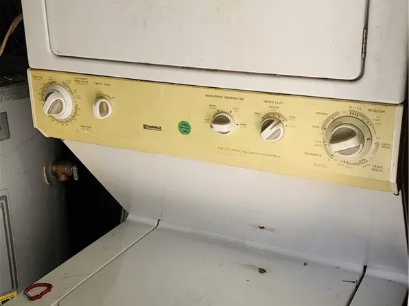 13442 Marina Vlg, Clearlake Oaks, CA