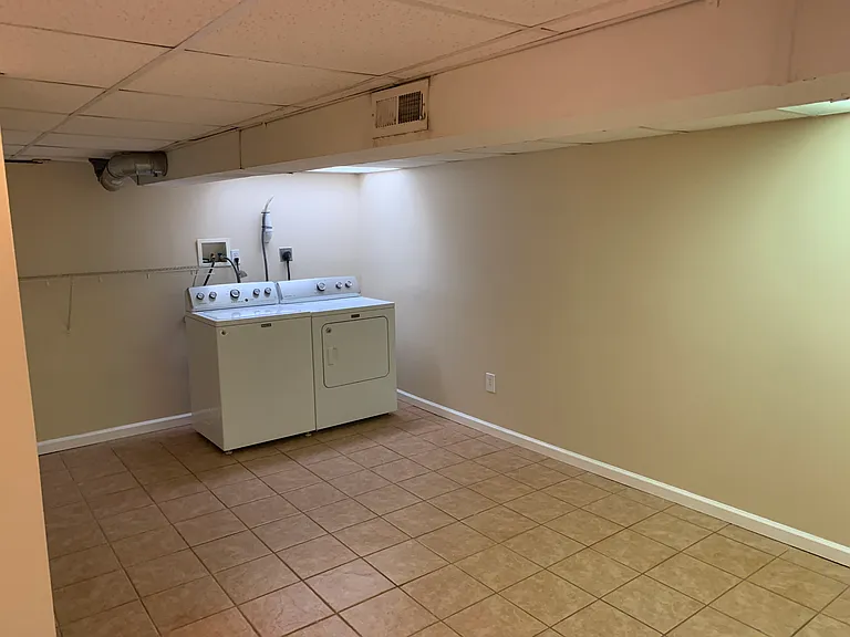 3714 Stanton St — Photo 5