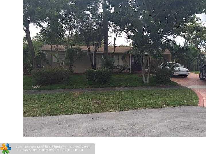 1st image of 5990 NW 12th St