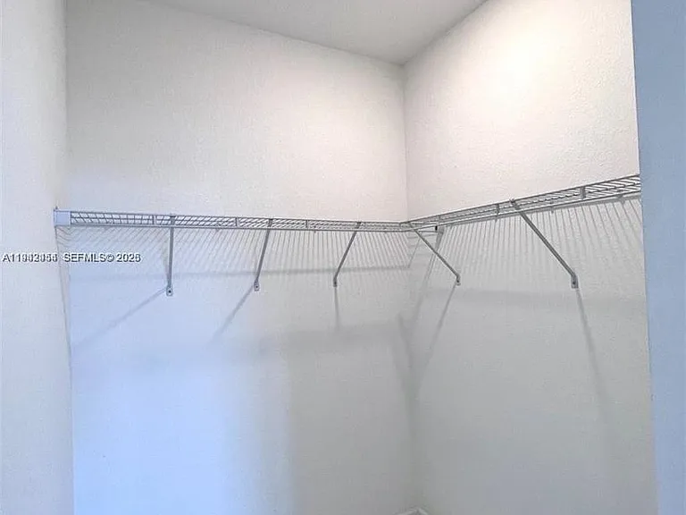 15903 SW 2nd Pl #15903 — Photo 8