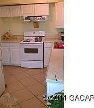 2nd image of 1625 NE 5th Pl