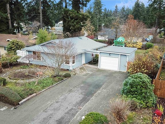 3rd image of 12511 108th Avenue Ct E