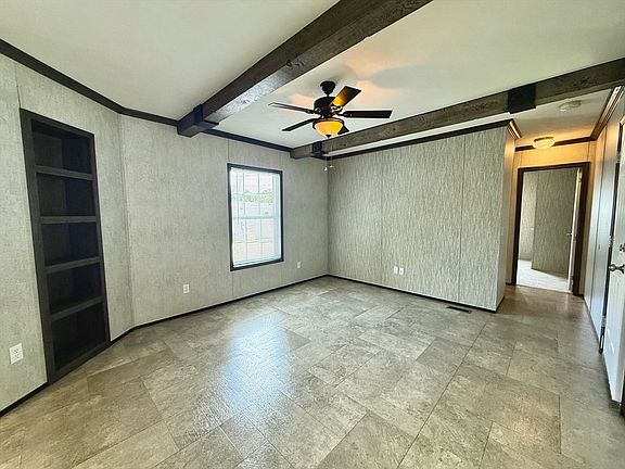 5th image of 735 Memorial Dr Trailer 16