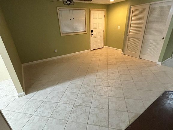 4th image of 14 Karen Rd