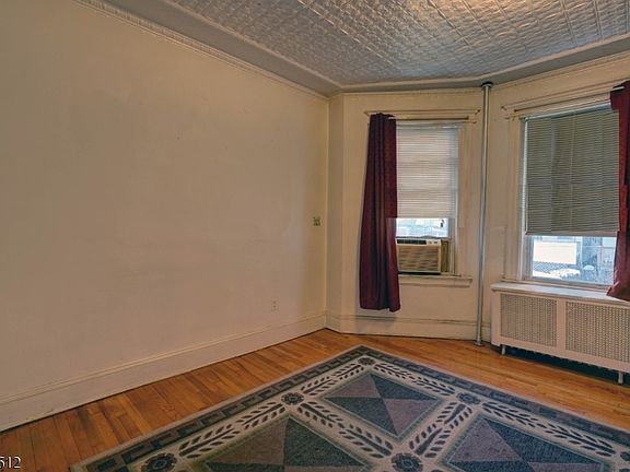5th image of 459 E 23rd St