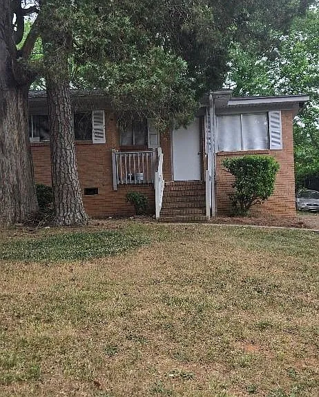 1803 Darbrook Dr — Photo 1