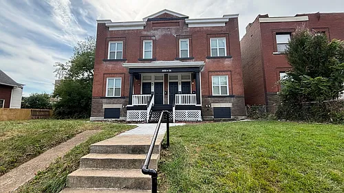 5040 Lotus Ave Photo 1