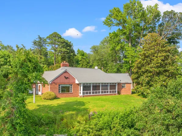 9901 Indian Queen Point Rd, Fort Washington, MD 20744