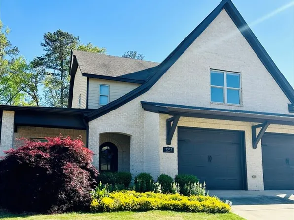 (undisclosed Address), Auburn, AL 36830