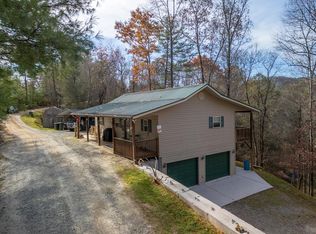 212 Pendergrass Rd, Marble, NC 28905