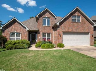 25 Chemin Ct, Little Rock, AR 72223