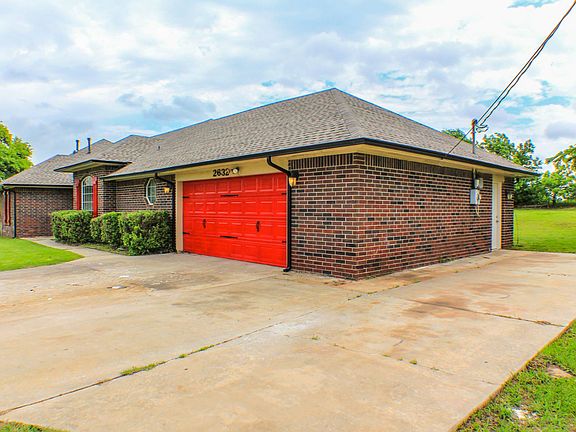 2nd image of 2632 Bird Dr