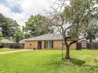 415 Lakeview St, Whitehouse, TX 75791