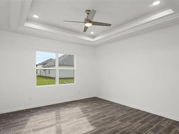 5th image of 3100 E Bella Vista Ave