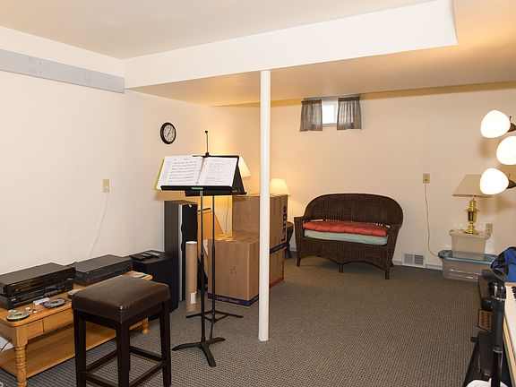 2nd image of 29 Crawford Dr