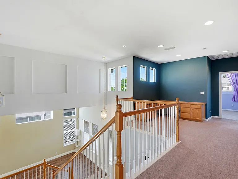 871 Larkspur Ln — Photo 42