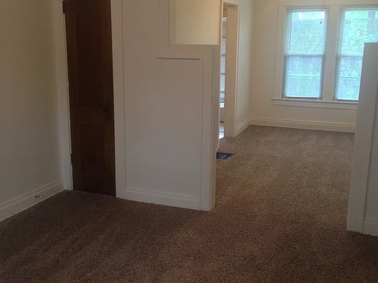 437-451 Rhoads Ave — Photo 34