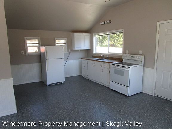 4th image of 24017 Trinity Ln #11462822