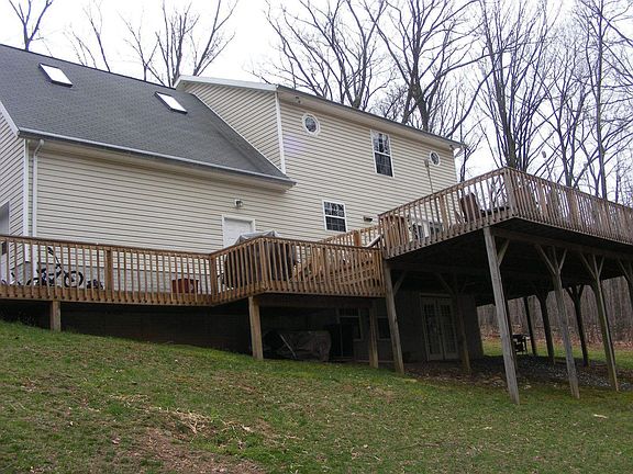 2nd image of 382 Ashland Woods Dr