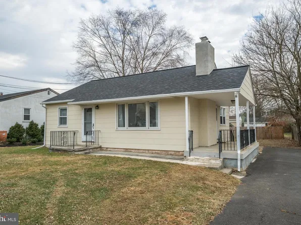 233 Garden Ave, Horsham, PA 19044