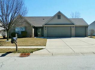 1015 Meriman Dr, Greenwood, IN 46143