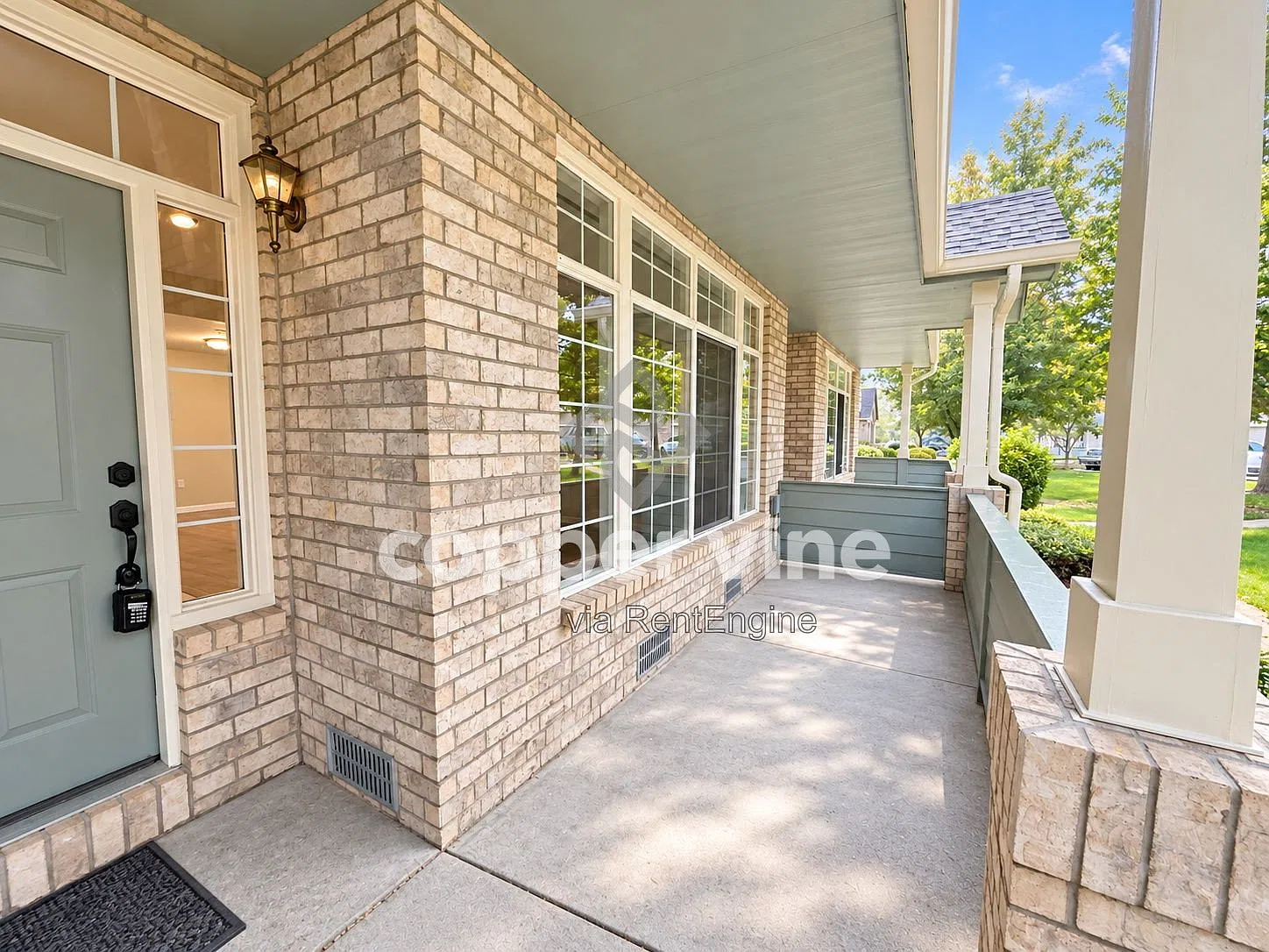 2 bed, 2.5 bath, $2,330 — Photo 3