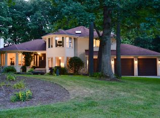 16 Fox Run Ln, Salem, NH 03079