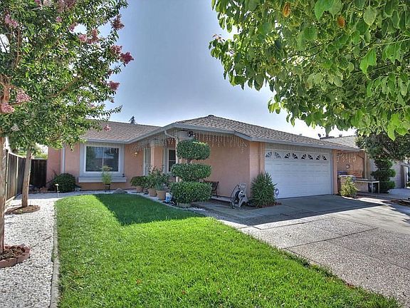 3rd image of 2895 Granite Creek Pl