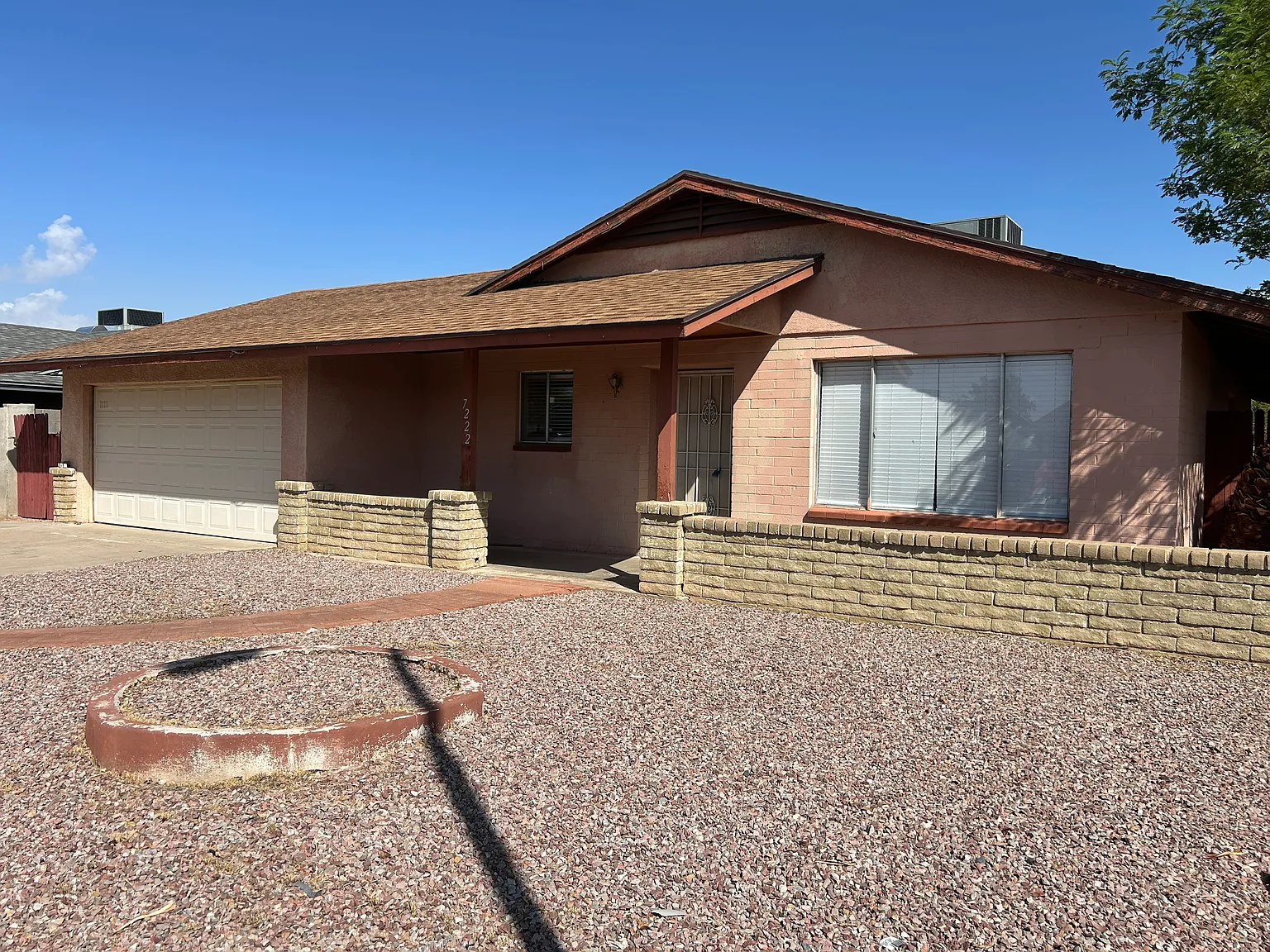 3 bed, 2.0 bath, 1452 sqft, $1,895 — Photo 3