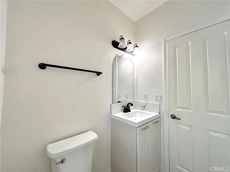 14130 Shoreline Dr #B — Photo 12
