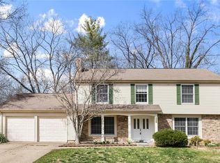 15549 Country Ridge Dr, Chesterfield, MO 63017