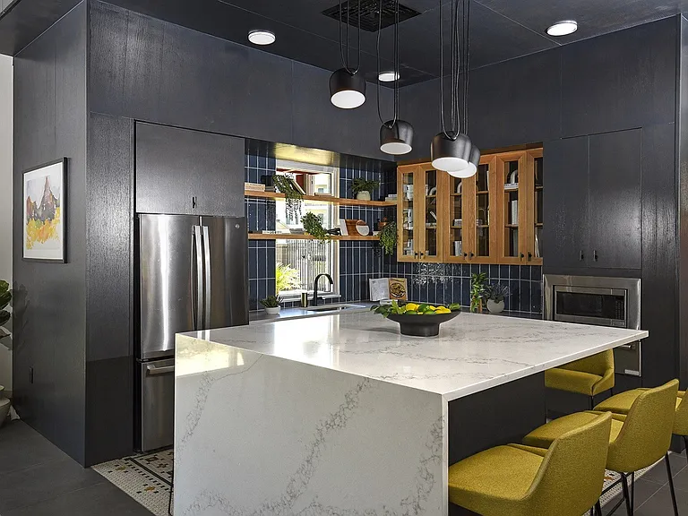 Aviara Flats — Photo 14