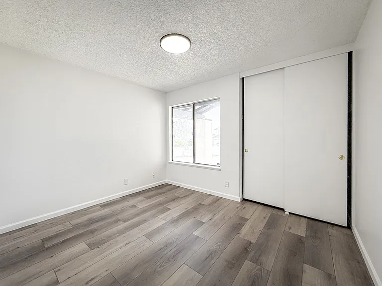 6763 Berkshire Ave — Photo 22