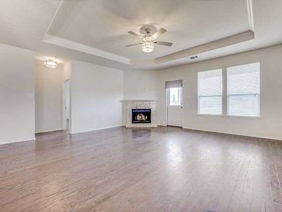 3rd image of 2014 Avondown Rd