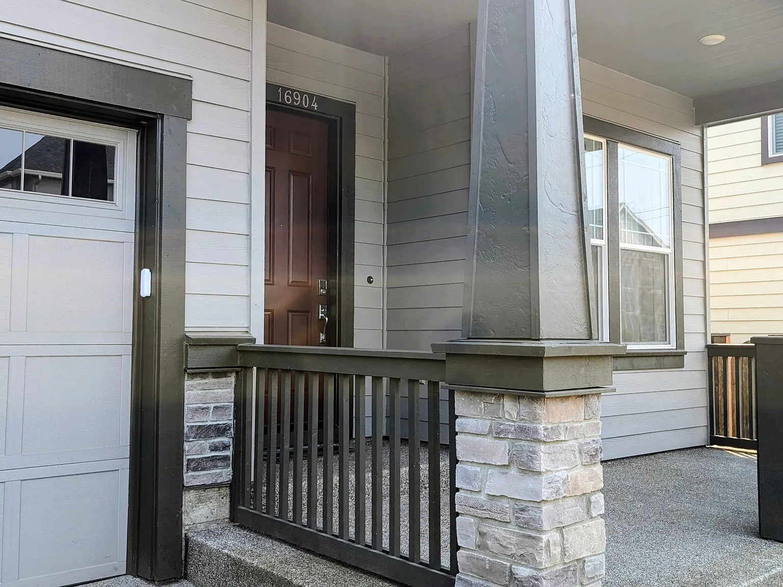 16904 SW Rockhampton Ln — Photo 3