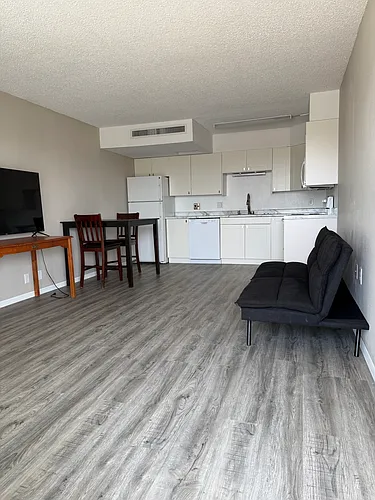 205 W Pleasant Dr Photo 1