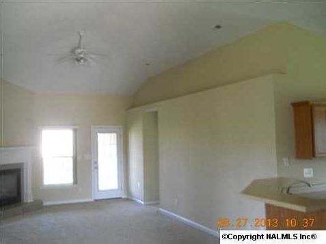 3rd image of 103 Herrick Dr SW