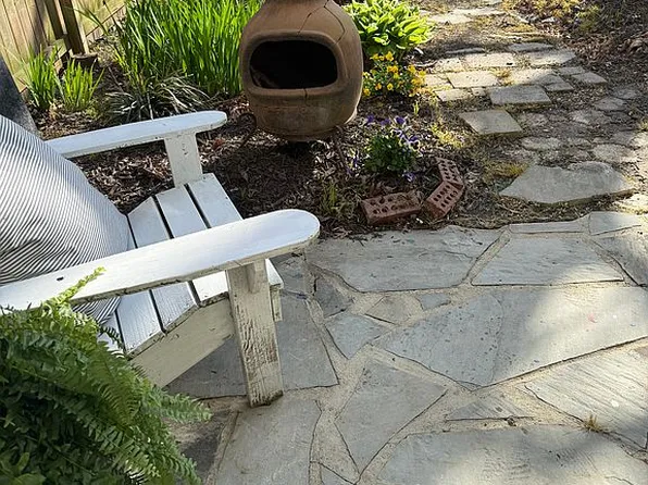 438 Falling Ln, Virginia Beach, VA 23454