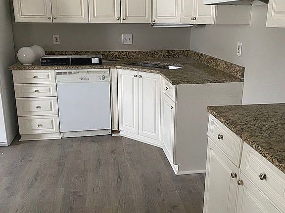 New Granite Counter top.